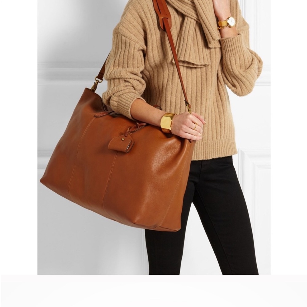 The Essential Overnight Bag in Leather madewell